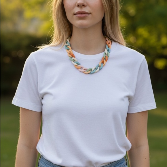 Multicolor Chain Necklace - Picture 2 of 2